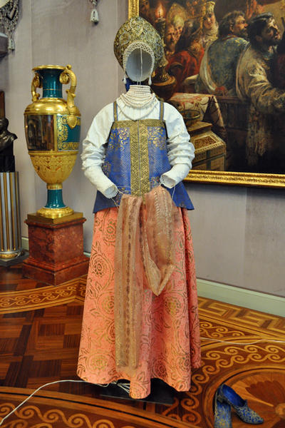 http://www.hillwoodmuseum.org/sites/default/files/uploads/Boyar3.jpg