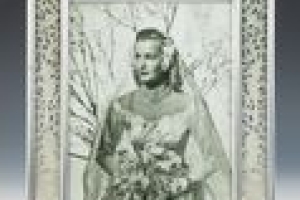 FRAME WITH WEDDING PORTRAIT OF NEDENIA HUTTON