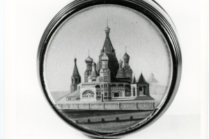 BARREL-SHAPED MATCHBOX WITH A SCENE OF ST. BASIL'S, MOSCOW