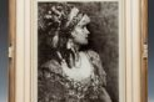 FRAME WITH PHOTOGRAPH OF MARJORIE MERRIWEATHER POST