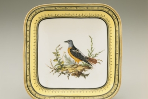 SQUARE DISH FROM THE YELLOW SERVICE WITH BIRDS