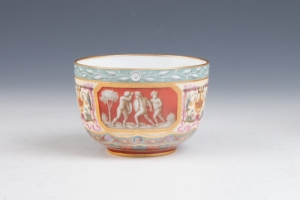 CUP FROM THE RAPHAEL SERVICE