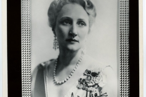 FRAME WITH A PHOTOGRAPH OF CROWN PRINCESS MARTHA OF NORWAY