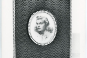 FRAME WITH MINIATURE OF DINA MERRILL