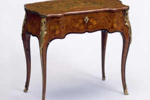 LADIES' WRITING AND DRESSING TABLE