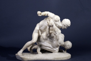 STATUE OF TWO WRESTLERS
